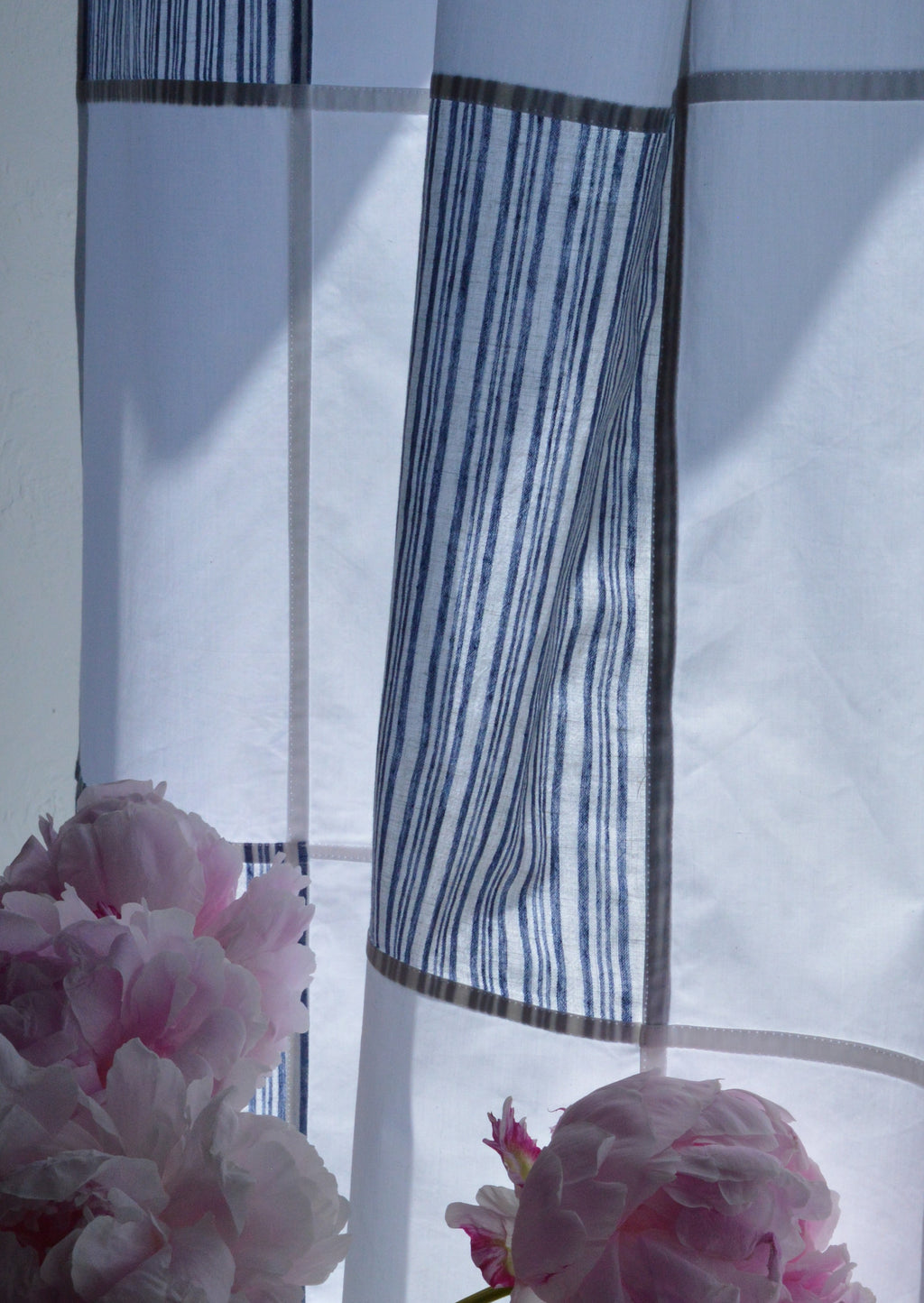White Cotton Geometric Window Panel — Modern Patchwork Cafe Curtain (34.6" х 45.6")