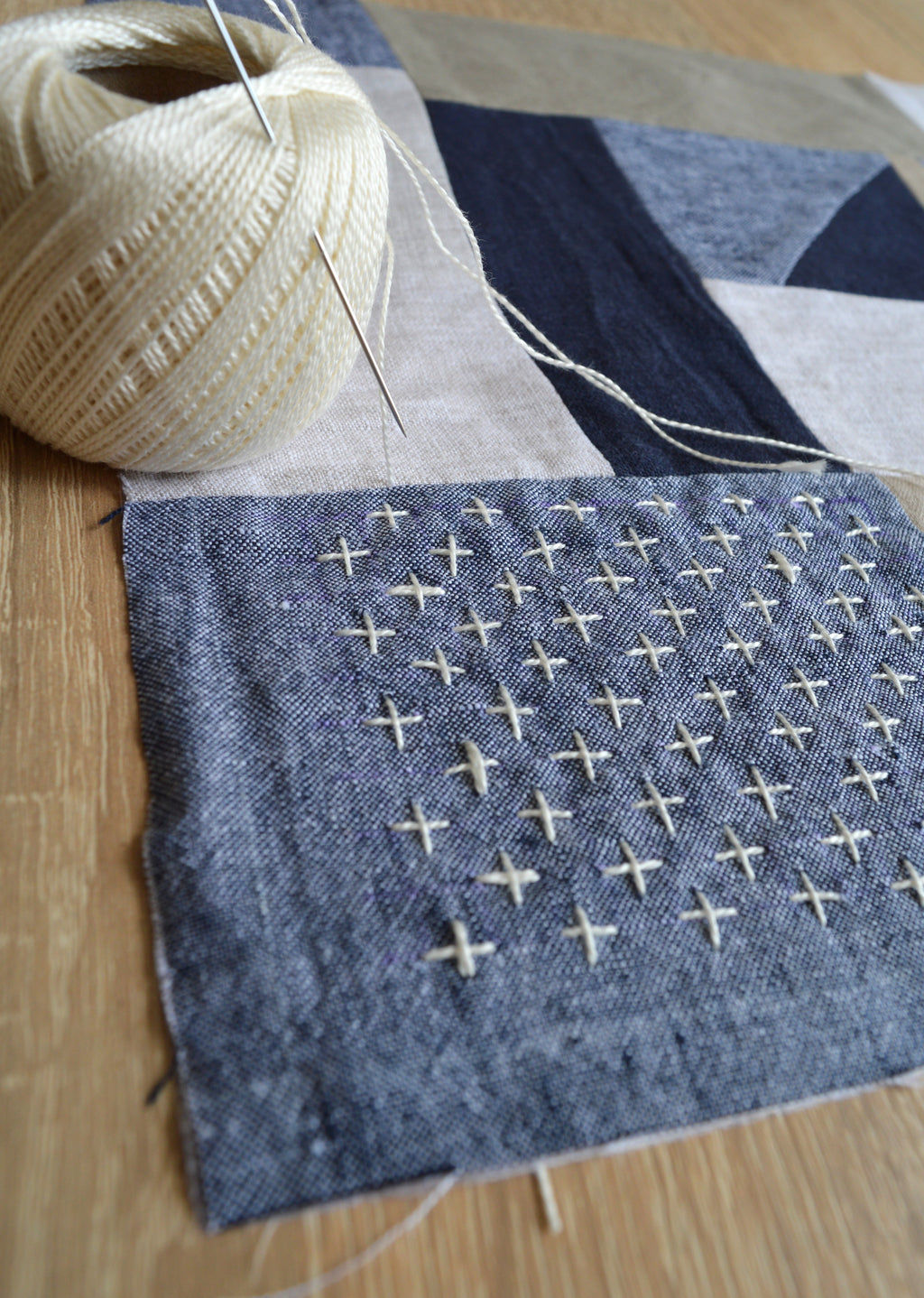 Sashiko Linen Table Set – 4 Coasters & Table Mat