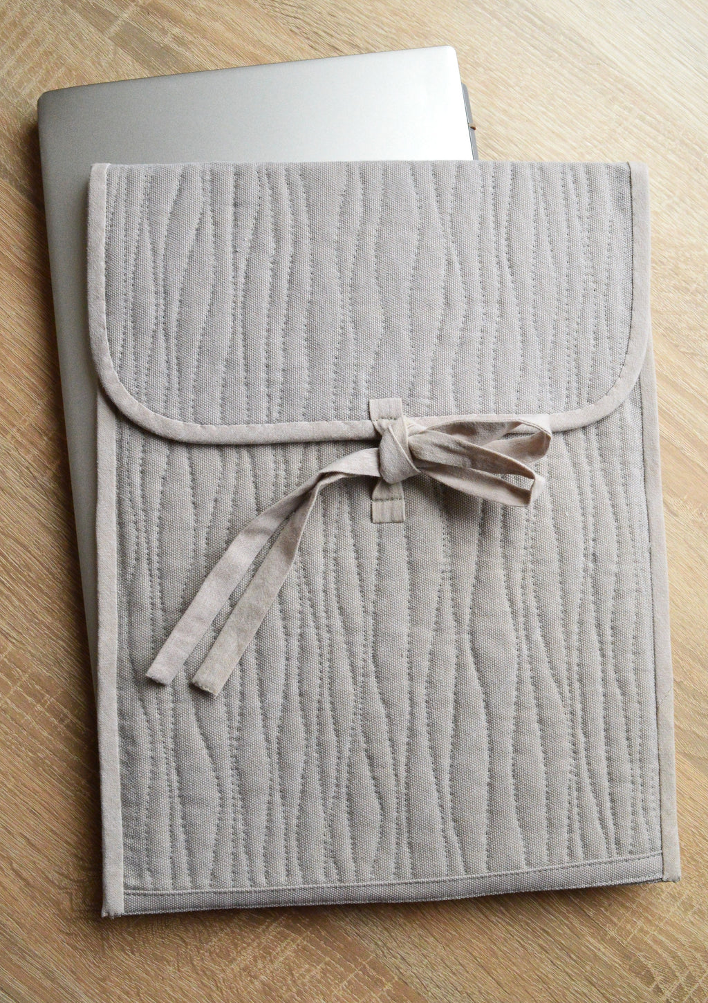 Minimalist Quilted Laptop Sleeve 13 14 inch | Beige Cotton Case