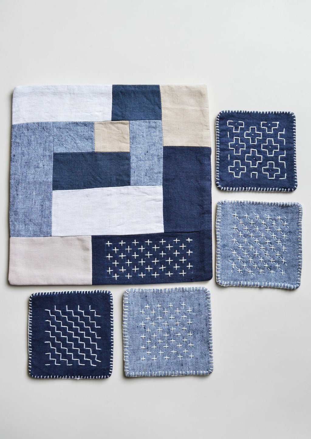 Sashiko Linen Table Set – 4 Coasters & Table Mat